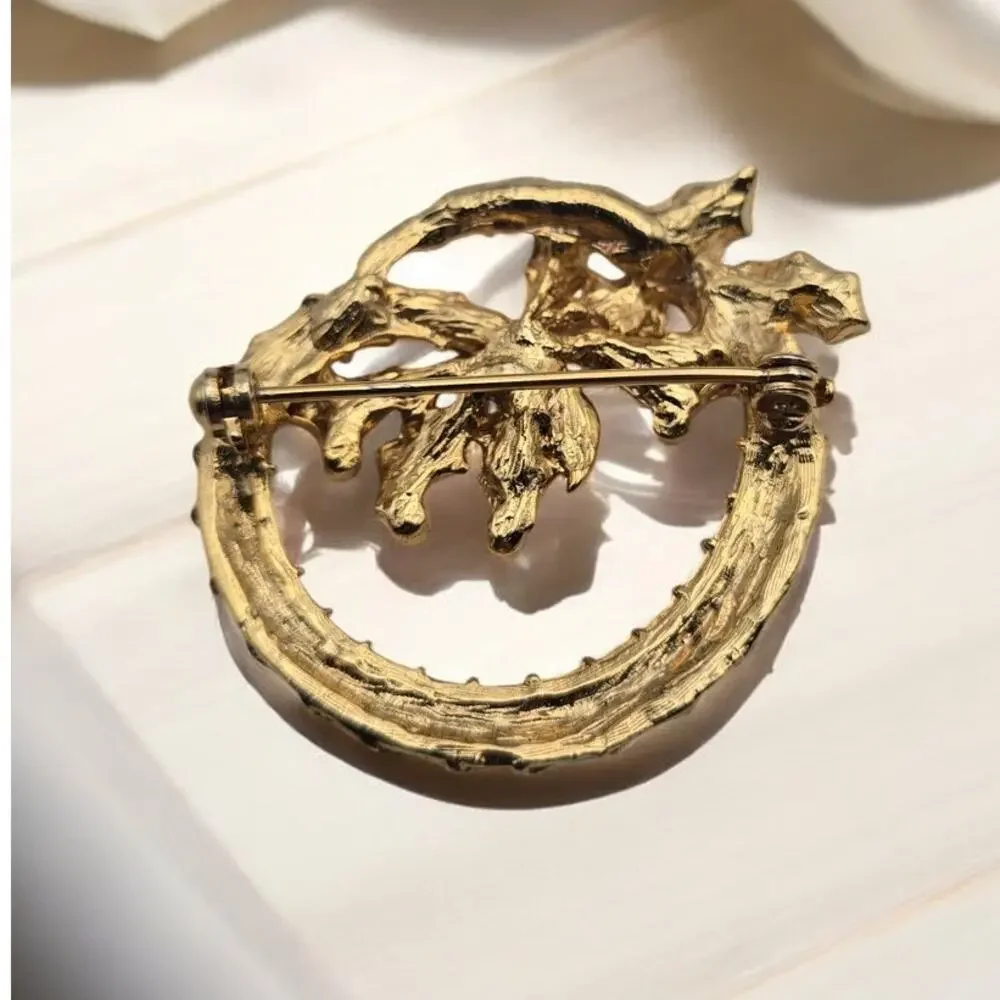 Red Gold Wreath Brooch Pin Textured Leaf Statement Jewelry Ornate Classic Style